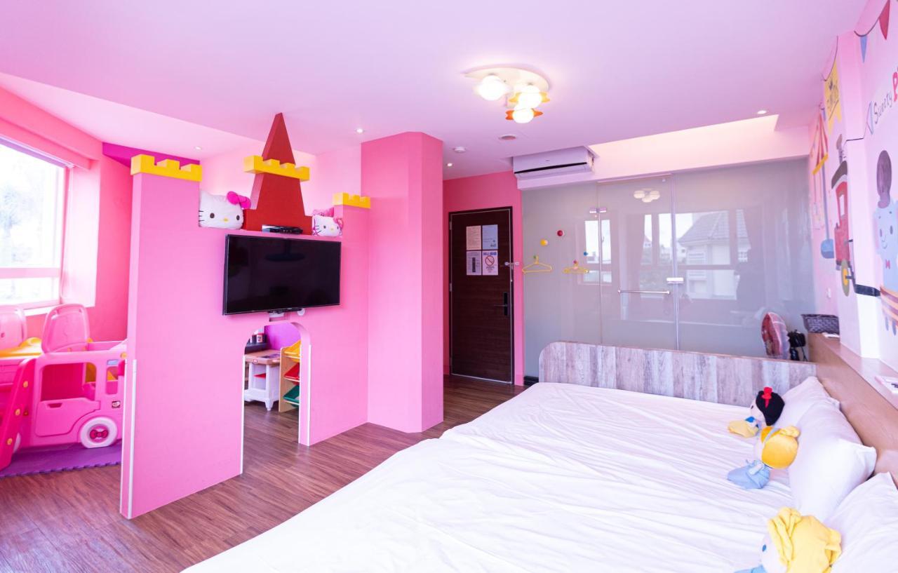 Fun Kids B&B Kota Hualien Bagian luar foto