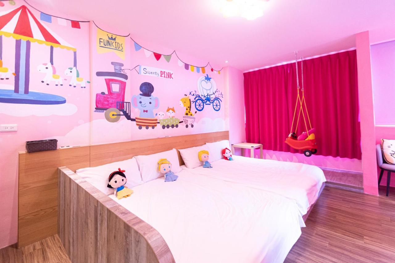 Fun Kids B&B Kota Hualien Bagian luar foto