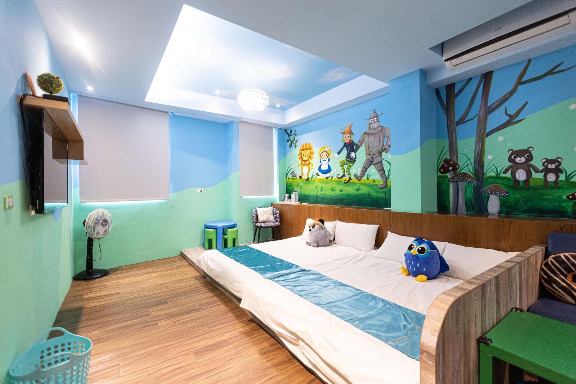 Fun Kids B&B Kota Hualien Bagian luar foto